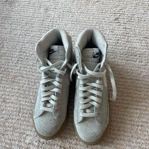Nike Speckled High-Top Sneakers in Light Gray - Picture 1 of 8